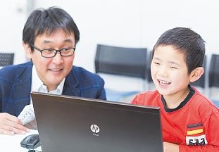 ロボット教室小学生プログラミング